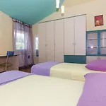 Luxurious In 펜션 *