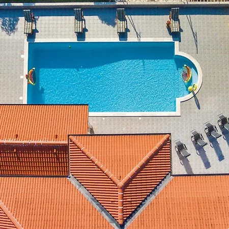 Gorgeous In With Wifi *