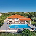 Hébergement de vacances Luxurious In