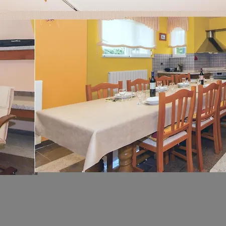 Stunning Home In Pula With Kitchen