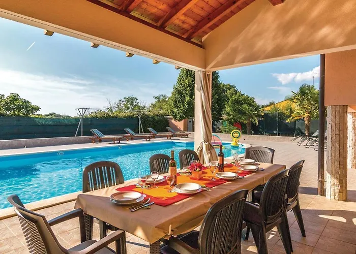 Holiday home Gorgeous Home In Pula With Wifi *