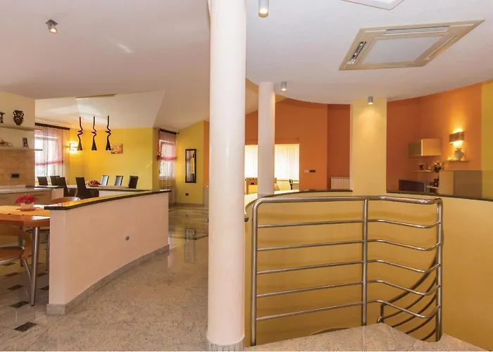 Holiday home Gorgeous Home In Pula With Wifi *