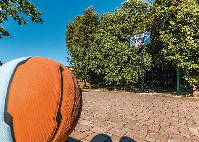 Gorgeous Home In Pula With Wifi Holiday home