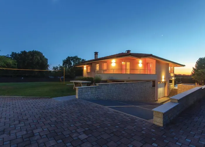 Holiday home Gorgeous Home In Pula With Wifi Pula