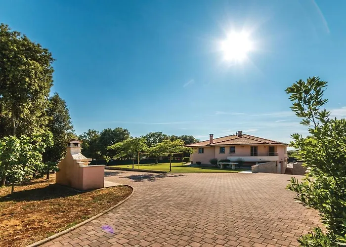 Holiday home Gorgeous Home In Pula With Wifi Pula