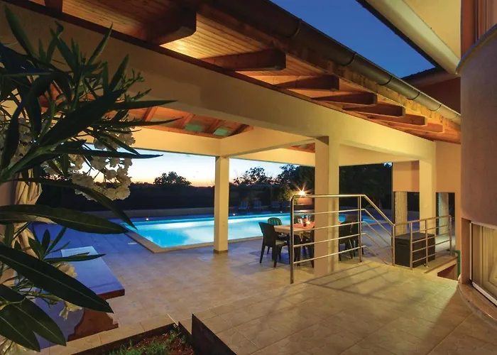 Gorgeous Home In Pula With Wifi * Pula