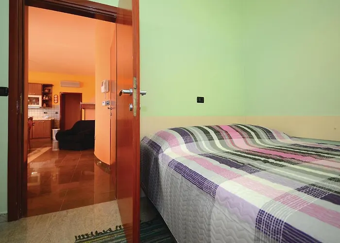 Gorgeous Home In Pula With Wifi * Pula