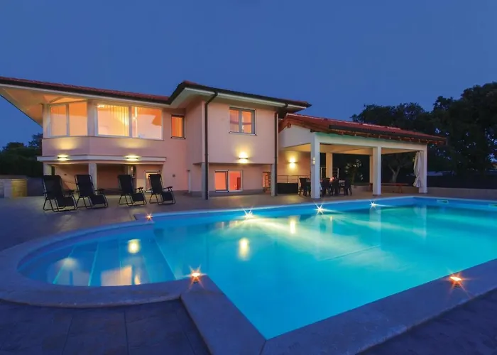 Holiday home Gorgeous Home In Pula With Wifi *