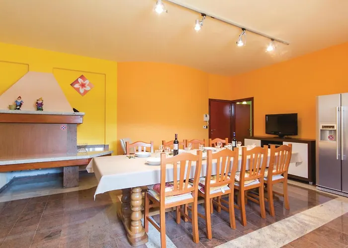 Holiday home Gorgeous Home In Pula With Wifi Pula