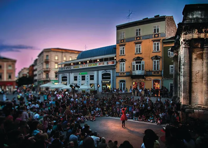 Gorgeous Home In Pula With Wifi Pula