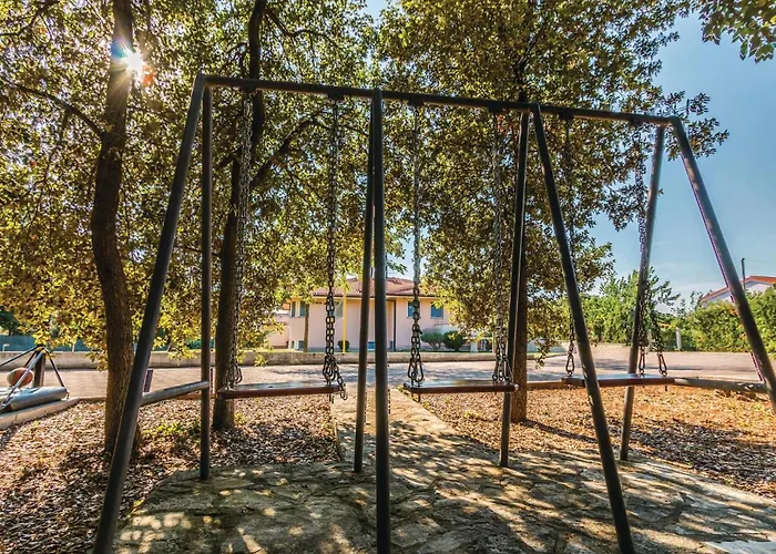 Gorgeous Home In Pula With Wifi Pula